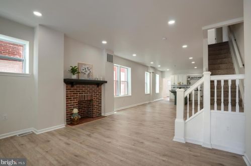 330 Oak St, Pottstown PA  19464-5357 exterior