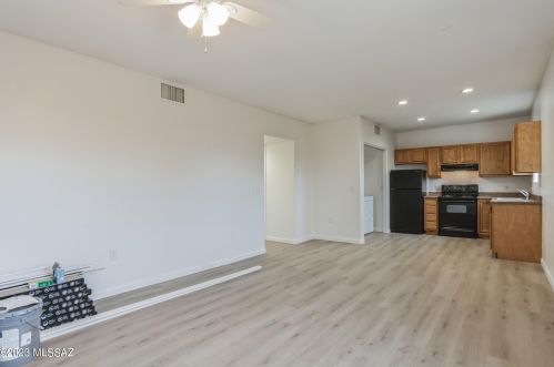 1327 Delaware St, Tucson AZ  85745-2307 exterior