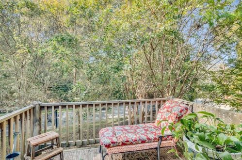 1585 Marlbrook Dr, Atlanta GA 30307-1719 exterior