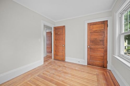 46 Circuit Dr, Providence RI  02905-3715 exterior