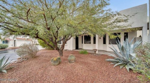 6166 Red Sky Cir, Tucson, AZ 85713-4366