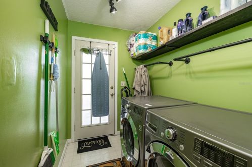 12001 Lynmoor Dr, Riverview FL 33579-7034 exterior