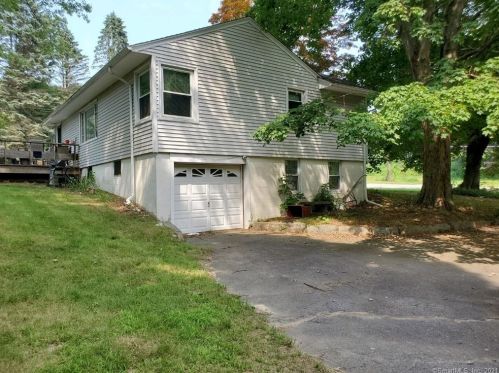 1512 Route 32, Uncasville, CT