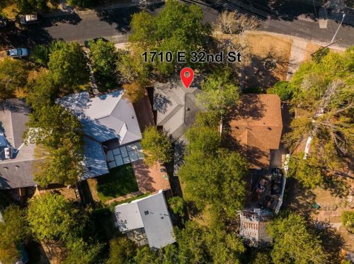 1710 32 St, Austin TX 78705-2115 exterior