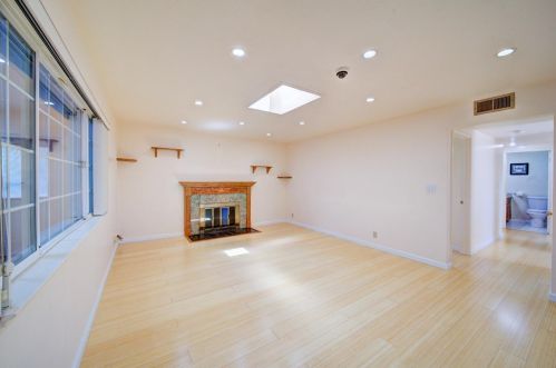 1637 Everglades Dr, Milpitas CA 95035-6612 exterior