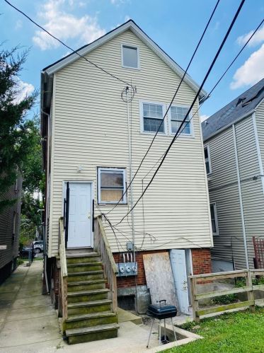 2018 69th Pl, Chicago, IL 60636-3263