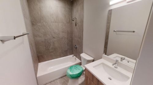 2553 Hillock Ave, Chicago IL 60608-5736 exterior