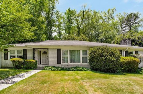 675 Glenforest Rd, Atlanta, GA 30328-5258