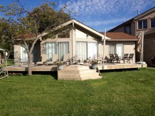 1761 Charlotte Landing Rd, Springport, MI 49284-9423