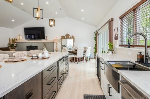 37 Walnut Hill Rd, Ridgefield CT  06877-2906 exterior