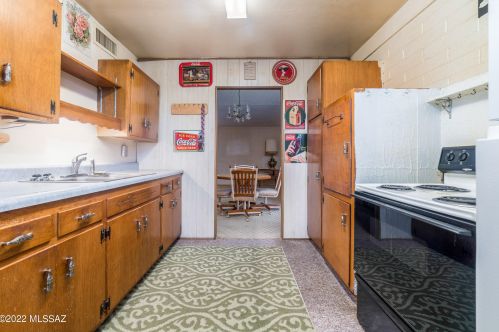 426 Calle Garcia, Tucson AZ 85706-5209 exterior