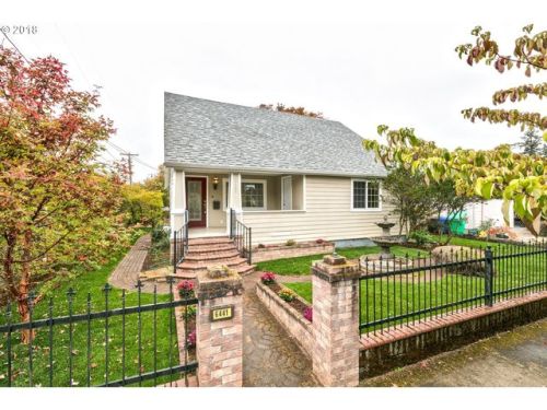 6441 66th Ave, Portland OR  97206-6619 exterior