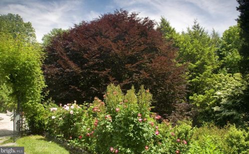 725 Darlington Rd, Media PA 19063-5605 exterior