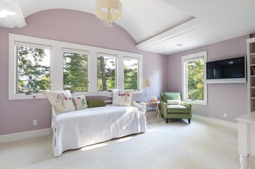 170 Blackstone Blvd, Providence RI 02906-5802 exterior