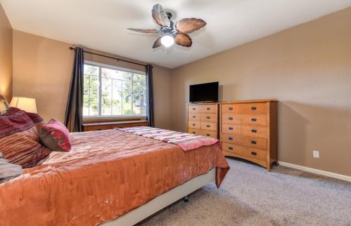 1079 Mallard Cir, Folsom CA 95630-7507 exterior