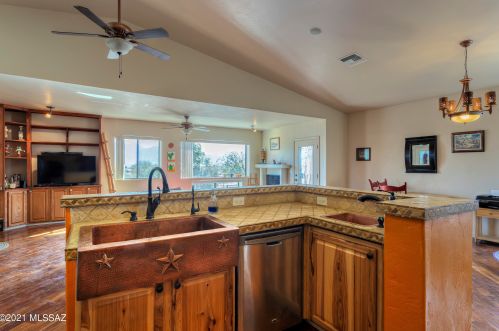 4170 Calle Dos, Green Valley AZ 85622-5333 exterior