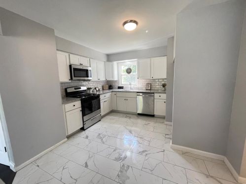 3633 Connor Ave, Saint Louis MO 63121-3906 exterior