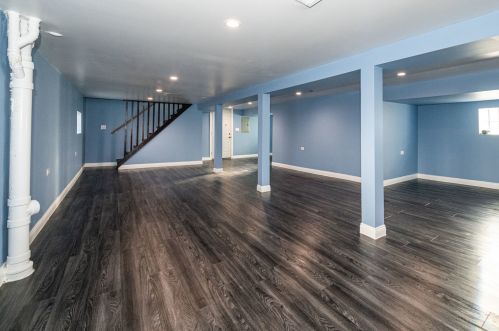 245 18 Ave, Broadview IL 60155-3932 exterior