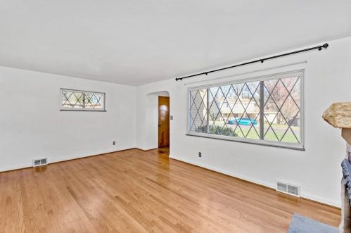 418 Neola Cir, Pittsburgh PA exterior