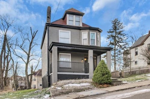 152 Elmont St, Pittsburgh, PA 15205-3629