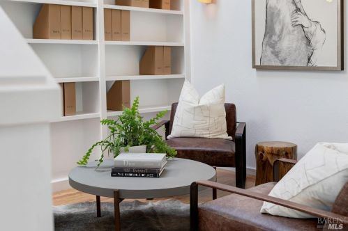 210 Stanford Ave, Mill Valley CA 94941-3562 exterior