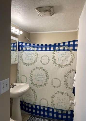 6032 39, Milwaukee WI 53221-4539 exterior