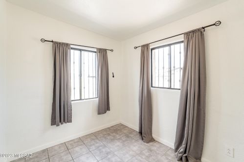 29 Pennsylvania Dr, Tucson AZ  85714-2640 exterior