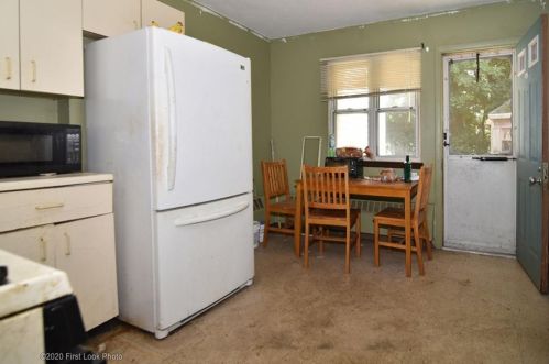 13 Lyman Ave, Providence RI 02919-2716 exterior