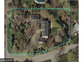 2221 Essex Rd, Hopkins, MN 55305-2252