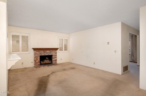 3450 Schooner Walk, Oxnard CA 93035-1642 exterior