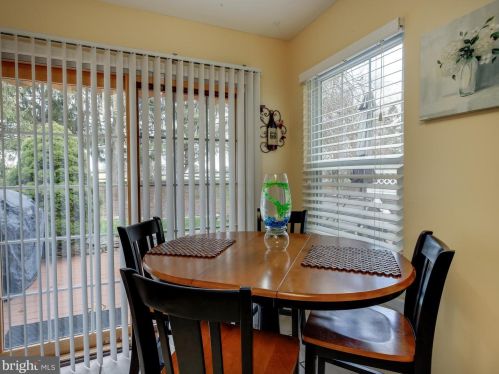 24 Ln Costa Dr, Blenheim NJ 08012-5531 exterior