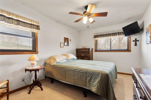 4963 19 St, Milwaukee WI 53209-5760 exterior