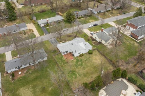 12426 Ballas Mdw Dr, Saint Louis MO 63131-3610 exterior