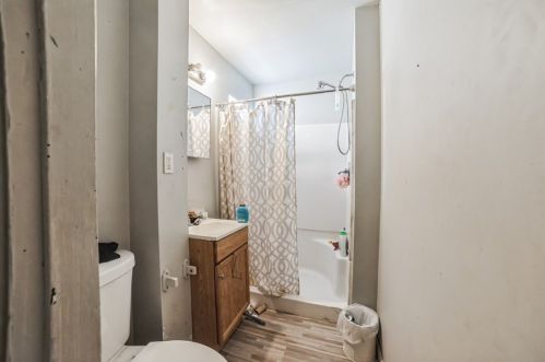 201 Fairview Ave, Pittsburgh PA 15238-3317 exterior