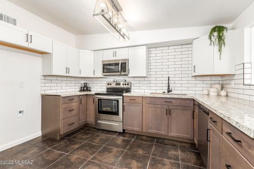 6830 Galaxy Pl, Tucson AZ  85741-2715 exterior