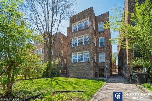 6829 Paxton Ave, Chicago IL 60649-3212 exterior