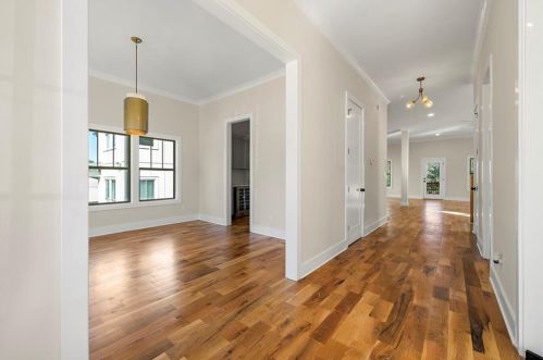 1055 Church St, Smyrna GA exterior