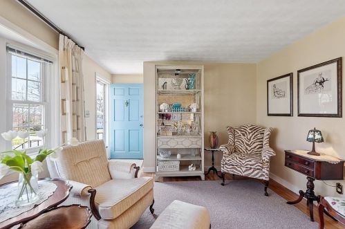 15 Leslie Rd, Worcester, MA 01605-1025