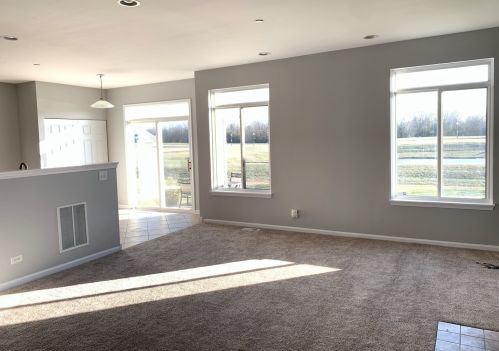 6601 Old Plank Blvd, Matteson IL 60443-1696 exterior