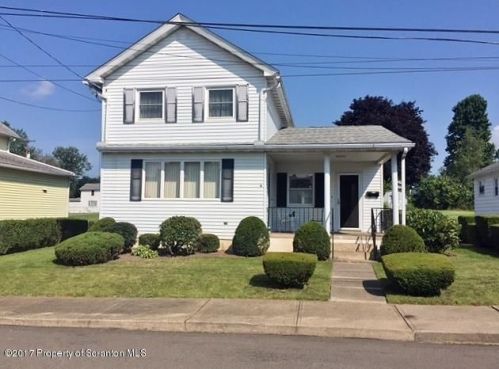 1016 Baker St, Scranton, PA 18517-2082