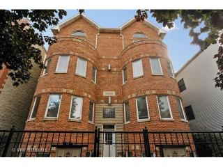 3453 Racine Ave, Chicago IL  60657-1595 exterior