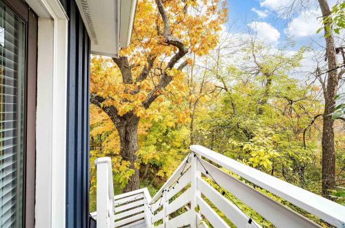 418 Minneapolis Ave, Duluth MN 55803-1856 exterior