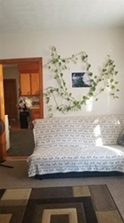 67 Hl St, West Springfield MA 01089-3416 exterior