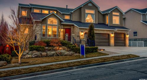 8616 Cima Dr, Sandy UT 84093-7060 exterior