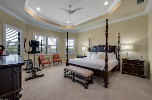 3200 Atlantic Cir, Naples FL 34119-8637 exterior