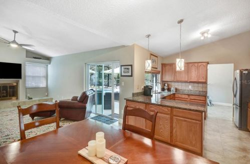 8648 Black Mesa Dr, Orlando FL 32829-8760 exterior