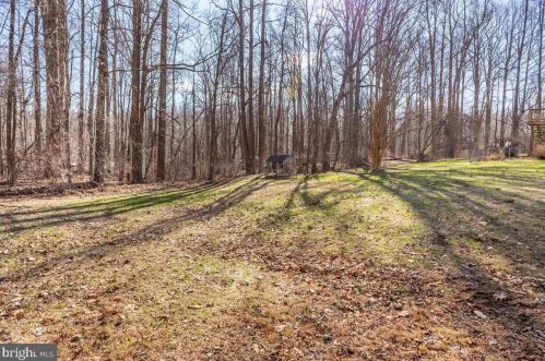 1820 Holland Clf Rd, Huntingtown MD 20639-8811 exterior