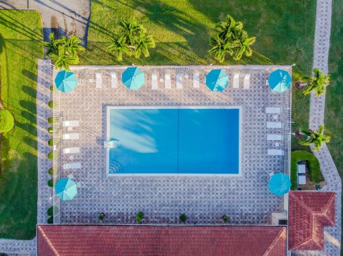 4500 Nutmeg Tree Ln, Boynton Beach FL 33436-3656 exterior