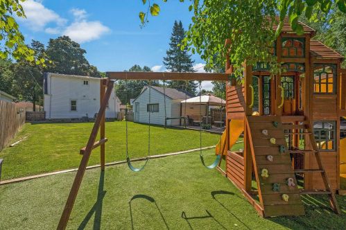 3901 86, Milwaukee WI 53222-2833 exterior