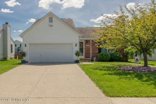 3912 Orchard Lake Dr, Louisville, KY 40218-4728